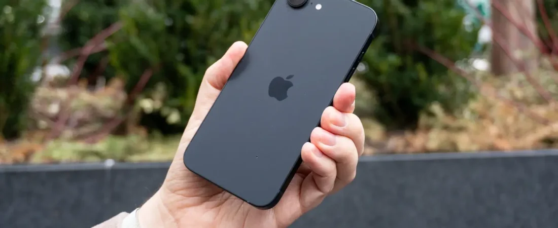 Apple iPhone 16e de 128 GB — Preto: O Guia Completo Para Quem Quer o Melhor da Apple Sem Pagar Mais